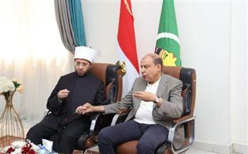 محافظ المنيا يستقبل وزير الأوقاف لبحث تطوير منطقة البهنسا الأثرية ودعم الخطط الدعوية والتنموية