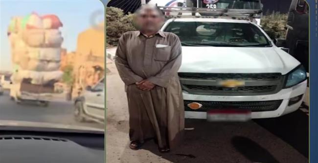 ضبط سائق سيارة ربع نقل حمّل مركبته بأوزان زائدة بعد تداول فيديو بالقاهرة