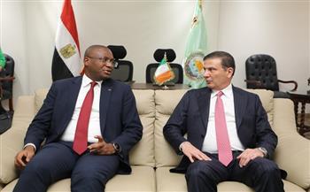 وزير الزراعة يبحث مع وزير الثروة الحيوانية والسمكية الإيفواري تعزيز التعاون في مجال الأمن الغذائي