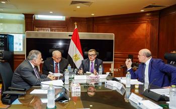 وزير التخطيط والتنمية الاقتصادية يترأس اجتماع لجنة الاستثمار التابعة لبنك الاستثمار القومي