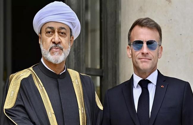 فرنسا وعمان تؤكدان أهمية فتح مضيق هرمز دون شروط أو قيود