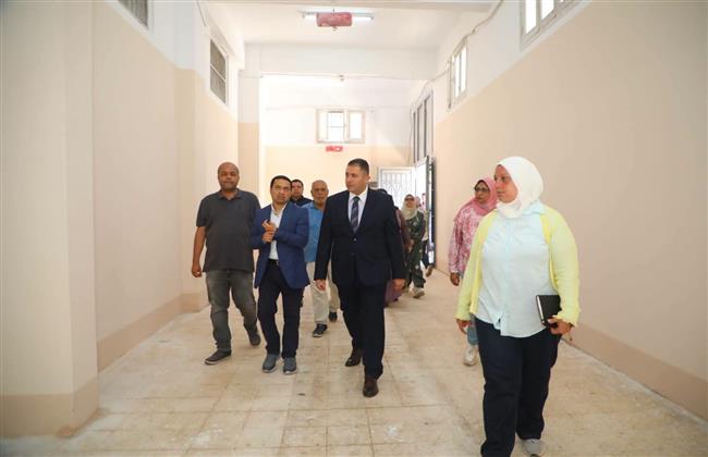 محافظ دمياط يتفقد مخزن الأدوية الإقليمي لمتابعة أعمال ترميمه ورفع كفاءته