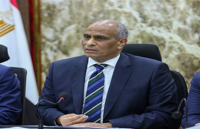 محافظ كفرالشيخ يعلن حركة محدودة لرؤساء المراكز والمدن لدعم منظومة العمل المحلي