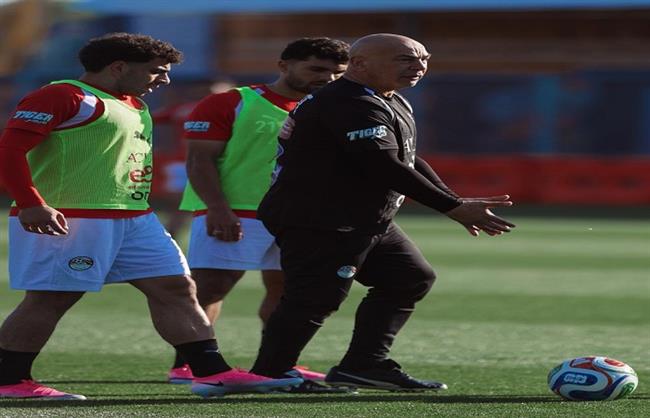 العرب في المونديال.. حسام حسن يستعد لمواجهة البرازيل بمحاضرة فنية
