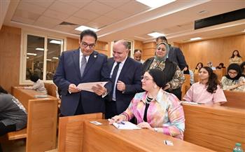 رئيس جامعة القاهرة يتابع سير امتحانات نهاية الفصل الدراسي الثاني بالجامعة الأهلية والفرع الدولي