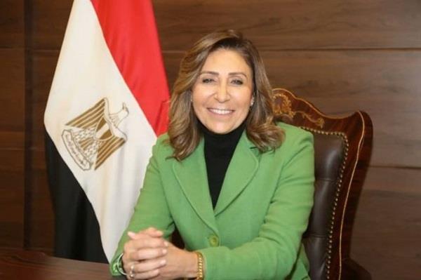  أيمن الشيوي ينعى زوج الدكتورة نيفين الكيلاني