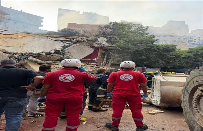  النيابة تكشف نتائج معاينة حريق منشأة ناصر.. وفاة 3 أشخاص وإصابة 13 وانهيار كامل للعقار