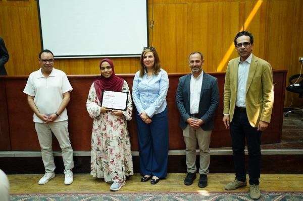 السياحة والآثار تنظم برنامجًا تدريبيًا حول سياسات الاقتصاد الإبداعي للعاملين المتعاملين مع السائح بمدينة إسنا 