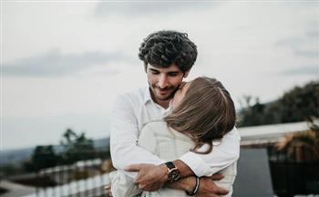لماذا لا يستطيع شريكك تلبية كل احتياجاتك؟ تعرفي على قاعدة 80/20 في الحب