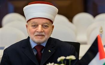 المفتي العام للقدس والديار الفلسطينية يدين شروع الاحتلال في تسقيف صحن المسجد الإبراهيمي
