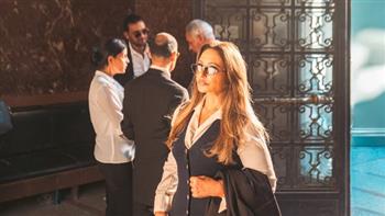 صور جديدة من كواليس "ابن مين فيهم؟" قبل طرحه بدور السينما 9 يوليو