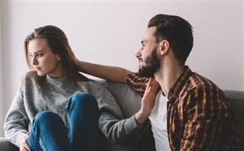 6 عبارات يستخدمها الرجل للتلاعب بمشاعرك.. منها  "أنتِ مختلفة عن الأخريات"