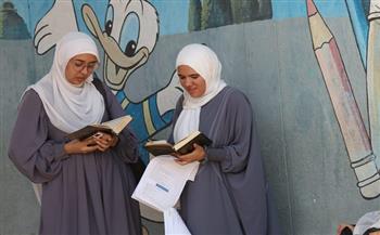 بالثقة والتفاؤل.. طالبات الثانوية الأزهرية يراجعن القرآن قبل انطلاق الامتحانات