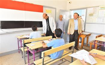 محافظ أسيوط: إجمالي عدد الطلاب الذين لهم حق أداء امتحانات الشهادة الإعدادية العامة 79 ألفًا و61 طالبًا