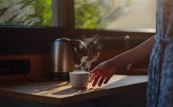 خلال موجات الحر.. أسباب تمنعك من الإفراط في شرب القهوة