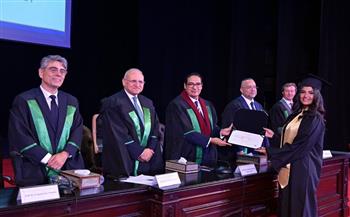 جامعة القاهرة تحتفل بتخريج دفعة جديدة من كلية حقوق السوربون