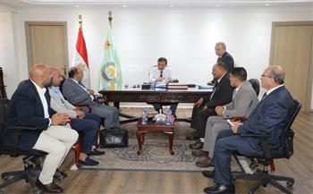 وزير الزراعة يبحث مع شعبة "بيض المائدة" وممثلي شركات البسترة والتجفيف آليات دعم المنتجين