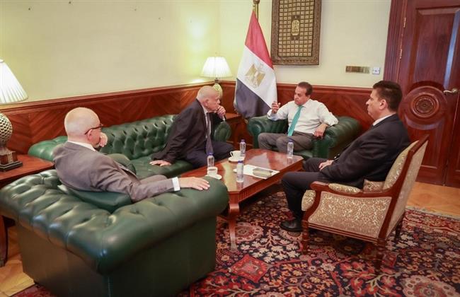وزير الصحة يستقبل السير مجدي يعقوب لبحث أحدث تطورات علاج أمراض القلب بالخلايا الجذعية