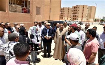 محافظ الأقصر يتفقد مشروع الـعمارات السكنية بالطود ويوجه بسرعة الانتهاء من الأعمال المتبقية
