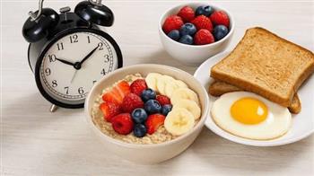 أضرار تأخر وجبة الإفطار