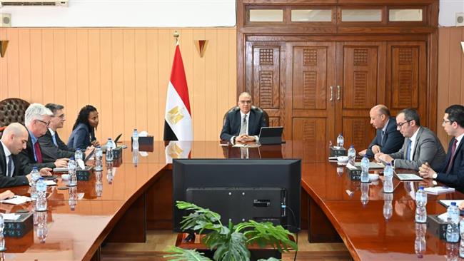 وزير الري يبحث مع مسئولة بالبنك الدولي تعزيز التعاون في مجال المياه والتكيف المناخي