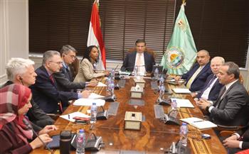 وزير الزراعة يلتقي المديرة الإقليمية للبنك الدولي لبحث تعزيز التعاون الاستراتيجي ومبادرات الأمن الغذائي