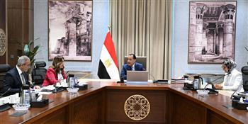رئيس الوزراء يتابع موقف تنفيذ المشروعات الخدمية والتنموية بمحافظة الوادي الجديد