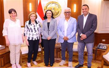 وزيرة التضامن الاجتماعي تستقبل وفد مهرجان أسوان الدولي لأفلام المرأة  