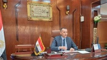 محافظ أسوان يؤكد تعزيز مناخ الاستثمار وتوفير بيئة أعمال محفزة للاستفادة من المقومات الاقتصادية للمحافظة