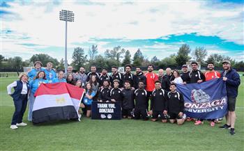 العرب في المونديال.. قميص منتخب مصر وصور جماعية إهداءً لجامعة جونزاجا