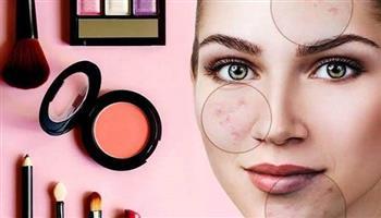 تجنبًا لضرر بشرتك.. علامات تدل على فساد مستحضرات التجميل