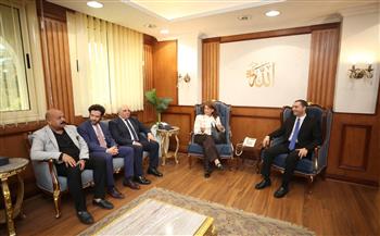 محافظ كفرالشيخ يشيد بجهود شركاء التنمية من البنك الأوروبي في تعزيز الوعي البيئي وترشيد استهلاك المياه