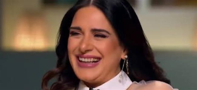 ميرنا وليد: حلمي كان العمل في مجال الصحافة