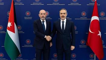 الأردن وتركيا يؤكدان تكريس التهدئة بالمنطقة ويحذران من استمرار الإجراءات الإسرائيلية بالأراضي الفلسطينية 