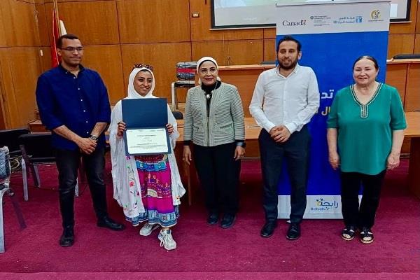 القومي للمرأة ينفذ تدريبات ريادة الأعمال للسيدات بمحافظة الجيزة ضمن برنامج "رابحة"   