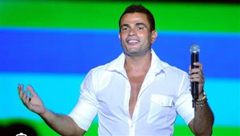 ظهور عمرو دياب في كواليس تصوير ألبومه الجديد 