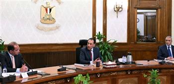 رئيس الوزراء يتابع مستجدات الموقف التنفيذي لمشروعات الطاقة الجديدة والمتجددة
