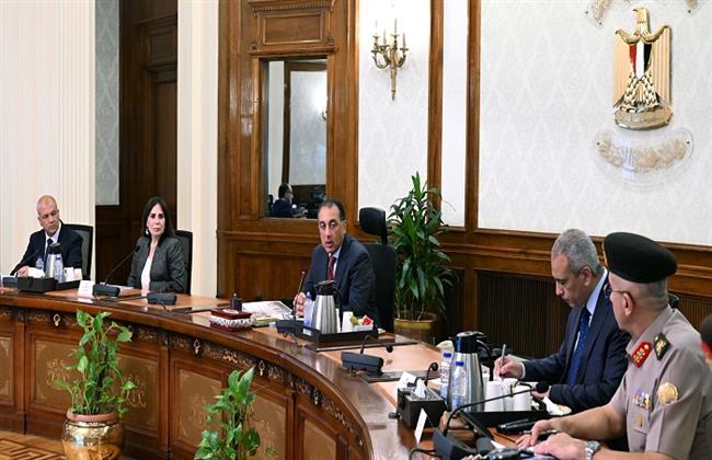 رئيس الوزراء يتابع مستجدات الاستعدادات الجارية لبدء تنفيذ مشروعات المرحلة الثانية من "حياة كريمة"