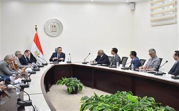 في أول لقاء بقيادات وزارة الثقافة.. «قنصوة» يوجه ب⁠الاستعداد لمعرض الكتاب ⁠والاهتمام بمسرح الجامعة والمدرسة