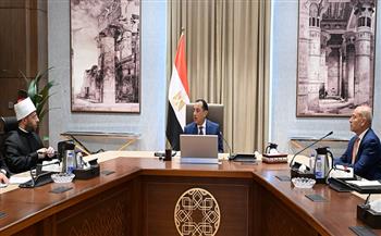 رئيس الوزراء يُتابع خطوات مشروع إحياء منطقة قرافة السيوطي