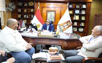 محافظ الوادي الجديد تبحث فرص التعاون التنموي مع جامعة "هليوبوليس "