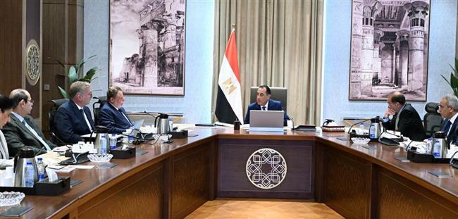 رئيس الوزراء يتابع جهود زيادة المخزون الاستراتيجي من المنتجات البترولية