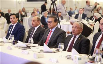 وزير الصحة يناقش تطوير المنظومة الصحية وبناء الإنسان المصري في حوار مفتوح مع حزب حماة وطن