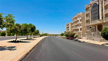 وزيرة الإسكان تتابع تطوير الطرق والمرافق والتشجير بـ4 مدن جديدة