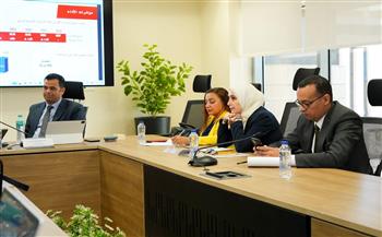 وزارة الاستثمار تبحث مع «المجلس التصديري للملابس الجاهزة» خطة الوصول بالصادرات إلى 12 مليار دولار