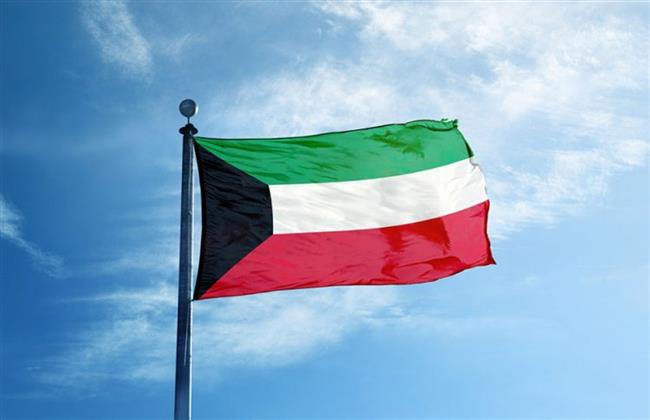 صافرات الإنذار تدوي في أنحاء الكويت تزامنا مع تصدي الجيش لهجمات صاروخية وطائرات مسيرة معادية