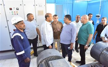 محافظ أسيوط يتفقد منظومة مياه الشرب بقرى النواورة ونجوع المعادي والعتمانية