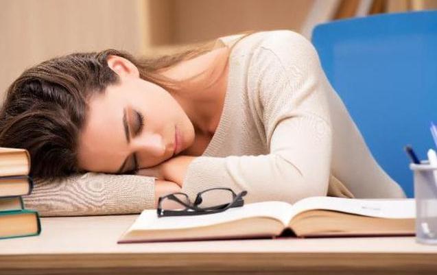 القيلولة خلال النهار.. نصائح للاستفادة منها دون الشعور بالأرق