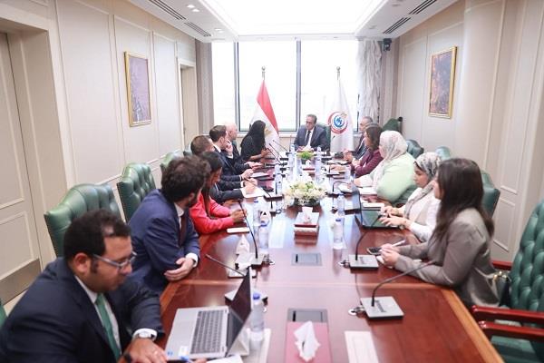 وزير الصحة يستقبل وفدًا لبحث تنفيذ المدينة الطبية بالتعاون مع القطاع الخاص والبنك الأوروبي