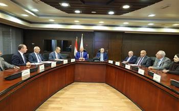وزير النقل يشيد بتحقيق شركة موانئ مصر البحرية طفرة تشغيلية بمحطة شحن الحاويات بالقطارات (RCS)